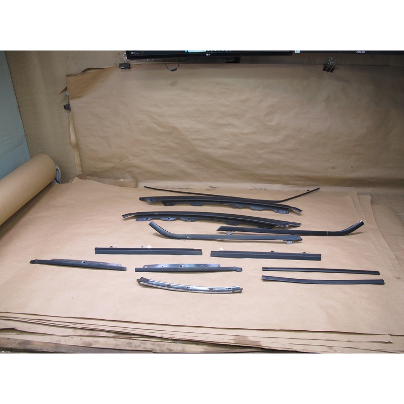 85-89 Toyota MR2 Hardtop Set of 12 Windshield Rear Quarter Molding Trim OEM