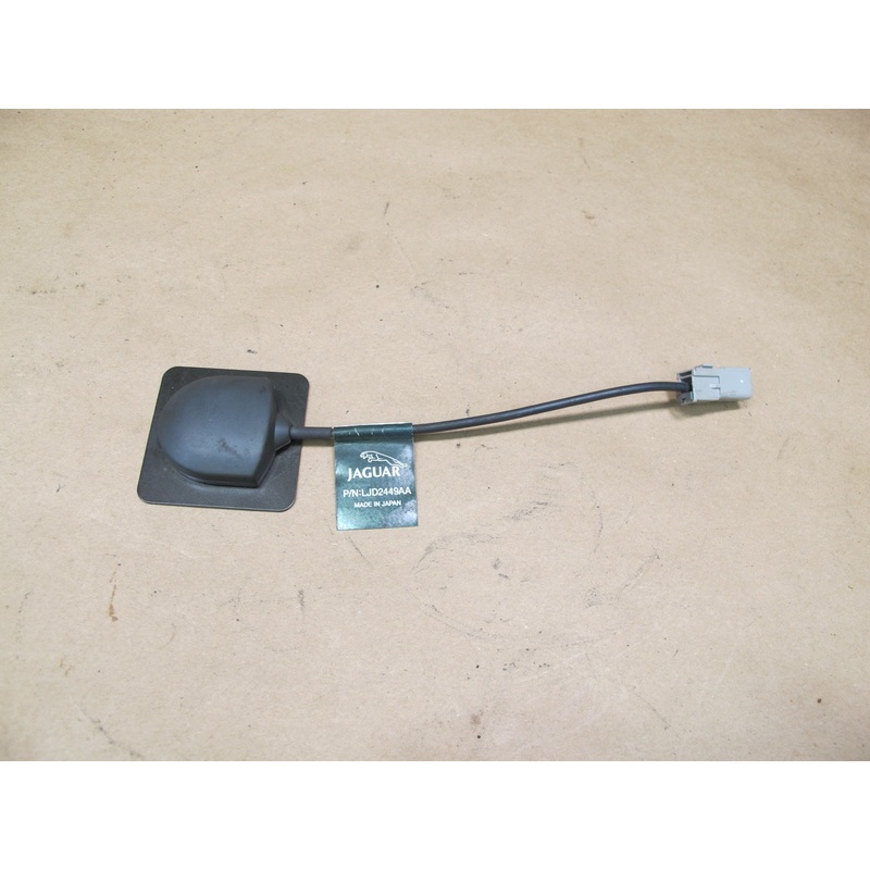 00-06 Jaguar XK8 XKR Navigation GPS Antenna Module Unit LJD2449AA OEM