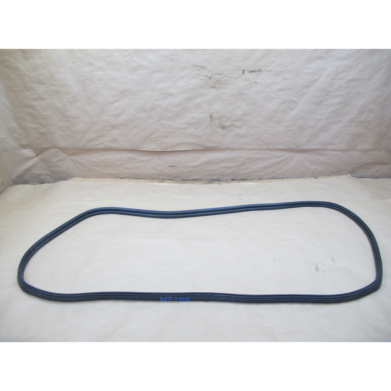 02-05 Ford Thunderbird Rear Trunk Lid Weather Strip Rubber Seal Gasket OEM