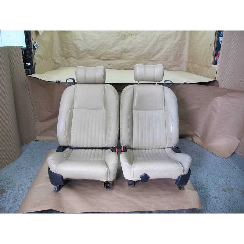 02-05 Ford Thunderbird Set of 2 Front Left & Right Power Leather Seat OEM