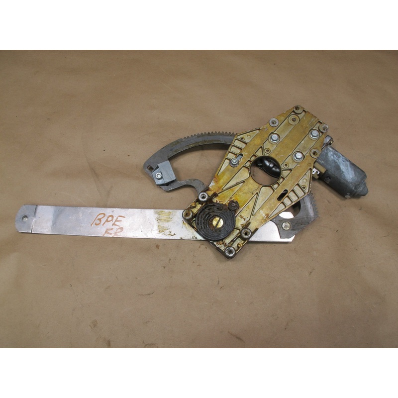 1984-1995 Porsche 928 S Right Door Window Regulator w Motor