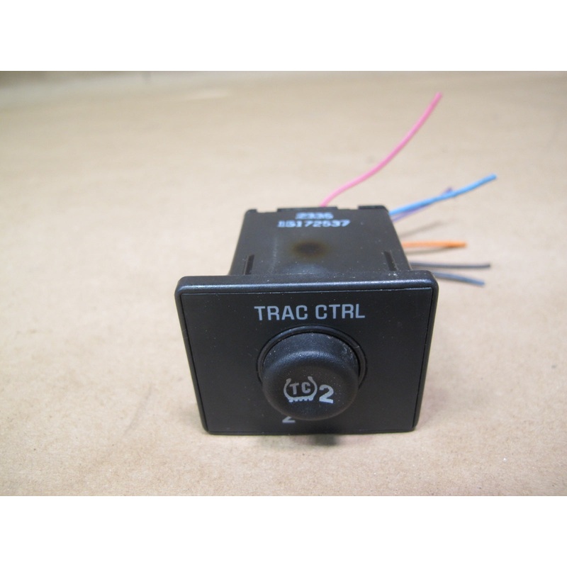 2003-2007 Hummer H2 Dash Center Traction Control Switch Button