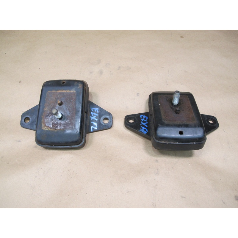 2003-2007 Lexus UZJ100L LX470 Left & Right Engine Motor Mount Set of 2
