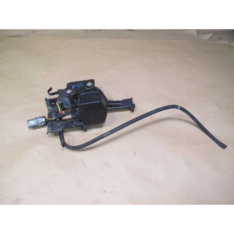 92-97 Subaru SVX Cruise Control Pump Motor Actuator Module w Bracket OEM