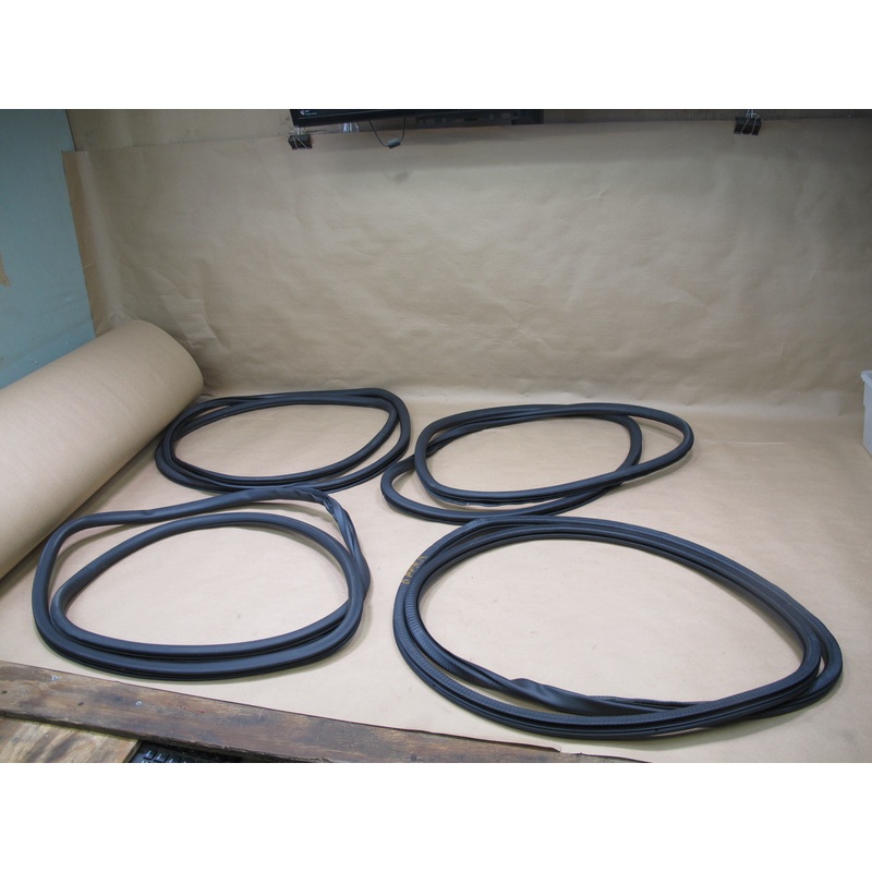 2010-2016 Porsche Panamera 970 Front & Rear Door Weatherstrip Rubber Seal Set