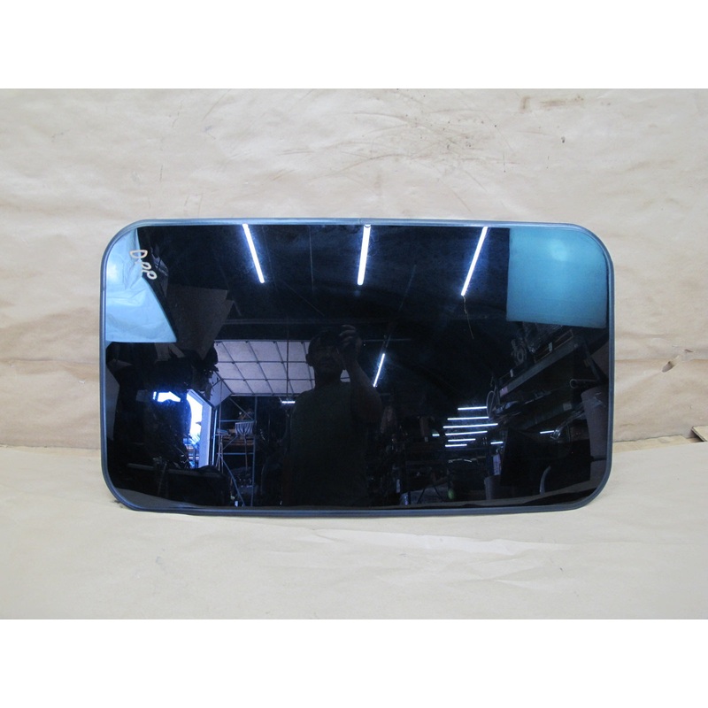 2010-2016 Porsche Panamera 970 Front Upper Sunroof Moon Roof Window Glass