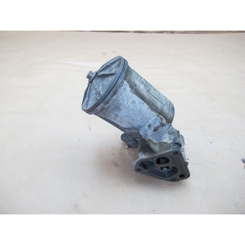 86-91 Mercedes W126 M117 Engine Oil Filter Housing Assembly 1171802611 OEM