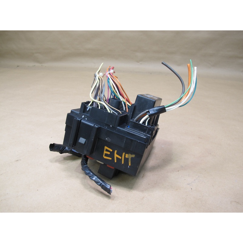 2003-2007 Hummer H2 Under Dash Interior Fuse Relay Box 15764135