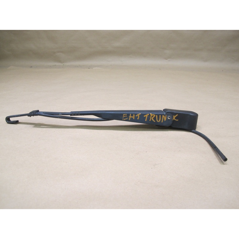 2003-2009 Hummer H2 Rear Trunk Lid  Tailgate Liftgate Wiper Arm