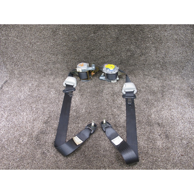 2004-2006 Scion xB Front Left and Right Seat Belts OEM