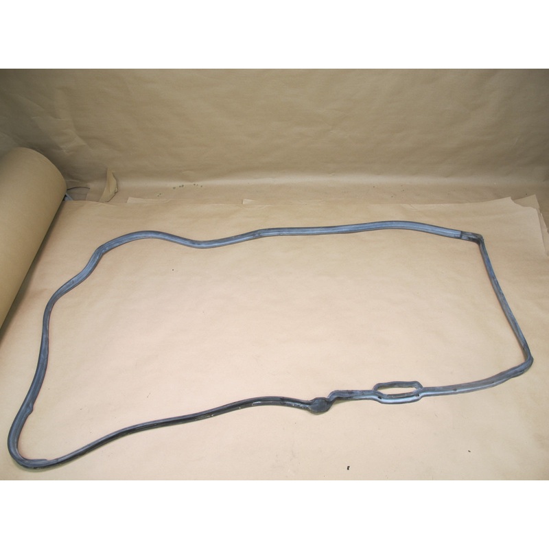 86-91 Mercedes W126 Rear Left Door Weatherstrip Rubber Seal 1267300378 OEM