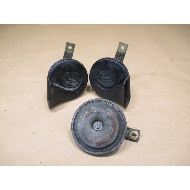 87-91 BMW E30 High & Low Tone Note Horn Anti Theft Alarm Signal Set OEM