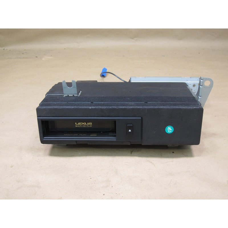 98-00 Lexus LS400 Pioneer 6 Disc CD Changer With Magazine 86270-50130 OEM