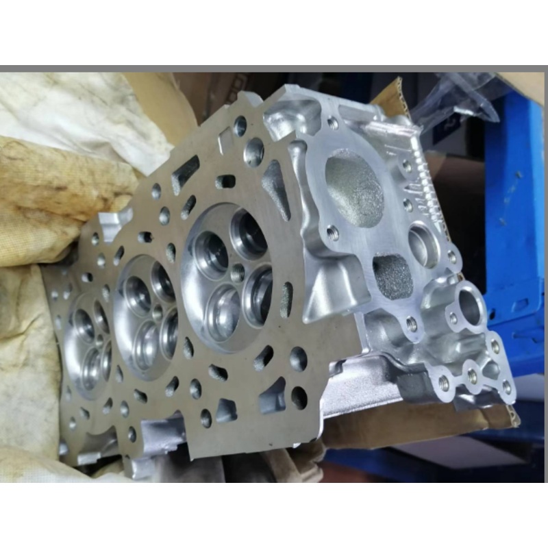 11040-8H301 110408H301 Nissan Altima Sentra Head Assy-Cylinder L31 T30 QR25DE J31Z QR20DE
