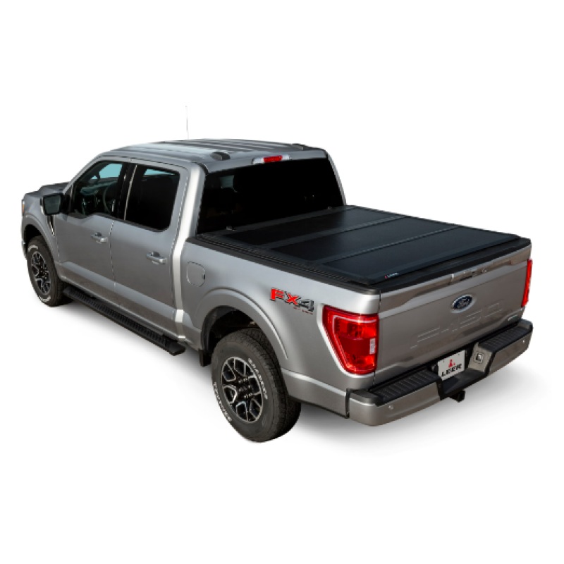 LEER 2015+ Ford F150 HF650M 5Ft6In Tonneau Cover - Folding
